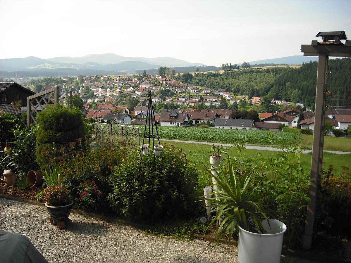 Ferienhaus Und Ferienwohnungen Holzapfel Geiersthal Exterior photo