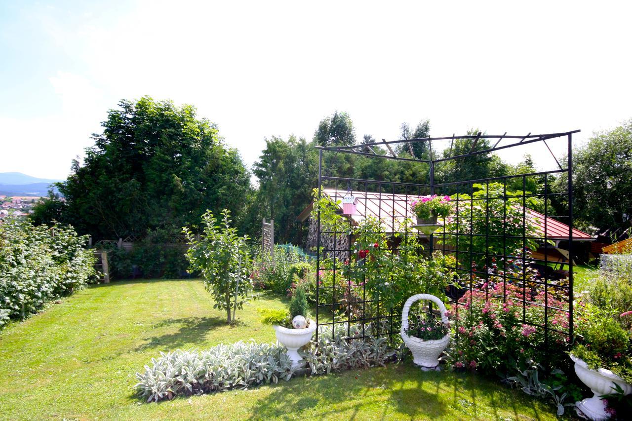 Ferienhaus Und Ferienwohnungen Holzapfel Geiersthal Exterior photo